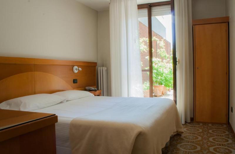 Boutique Hotel Trieste - Adults Only Verona Exterior foto